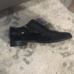 Vionic black patent oxfords (woman’s)